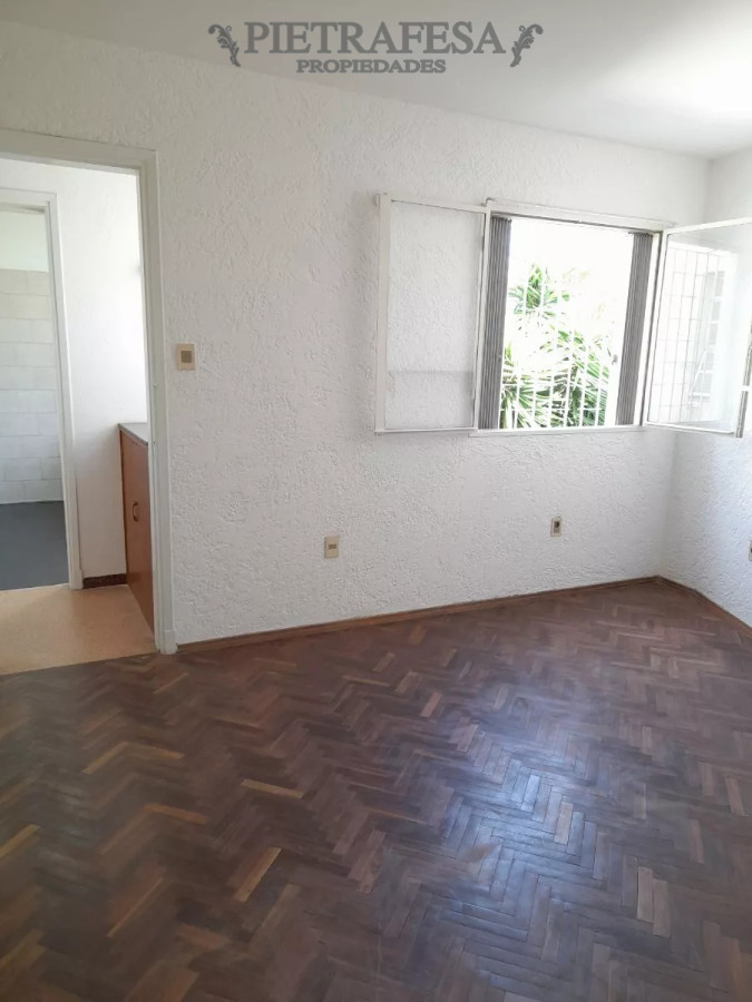 Apartamento ID.6752 - Apartamento en venta con renta 2 dormitorios, 1 baño-Andrés Aguiar -Buceo