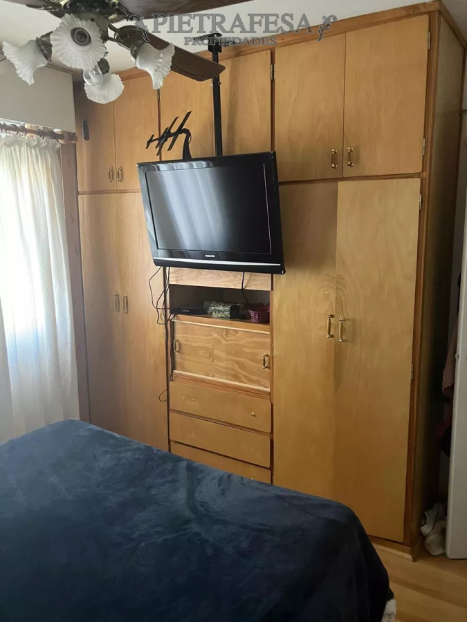 Apartamento ID.8050 - Apartamento en venta 3 dormitorios, 1 baño- Jaime Roldos y Pons-Pérez Castellanos