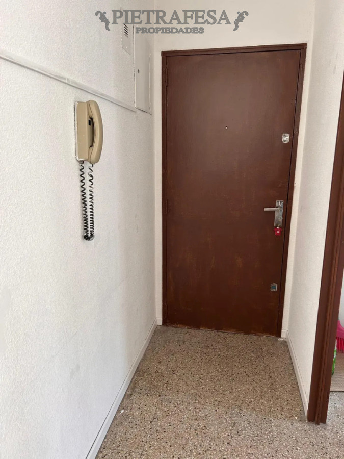 Apartamento ID.16587 - Venta de apartamento, 2 dormitorios , 1 baño . Euskalerria 70