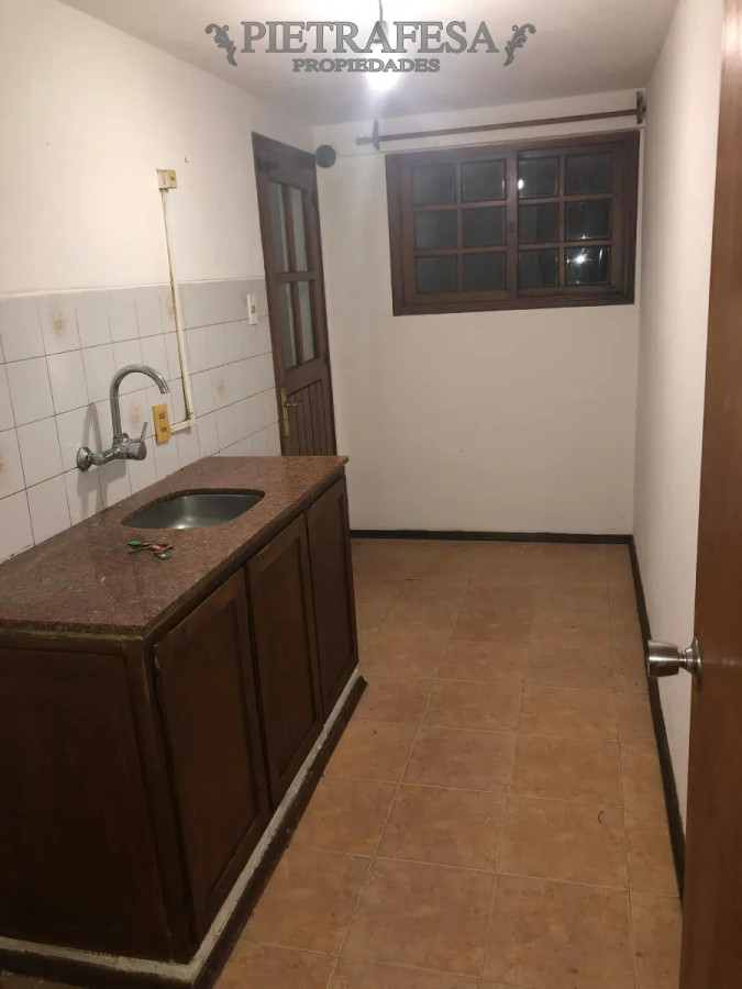 Apartamento ID.13970 - Apto en venta 2 dorm, 1 baño y patio en Carrasco Norte