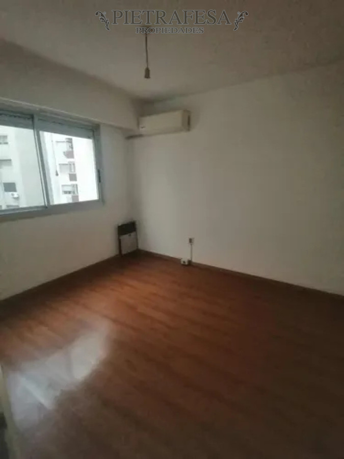 Apartamento ID.13368 - Apartamento en alquiler, 2dormitorios, 1baño, terraza lavadero. Tres Cruces.