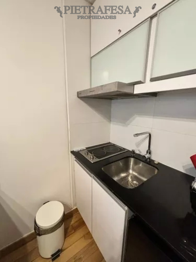 Apartamento ID.10017 - Apto en alquiler, monoambiente, 1 baño. Amueblado. Buceo.