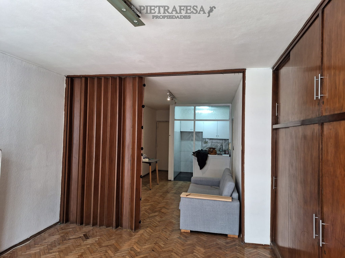 Apartamento ID.9389 - Apartamento en venta, mono, 1 baño. Centro.