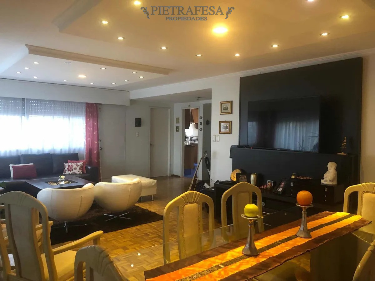 Apartamento ID.4000 - Apartamento Penthouse en venta - 4 dormitorios - 4 baños - garaje x 2 - Chucarro -Pocitos