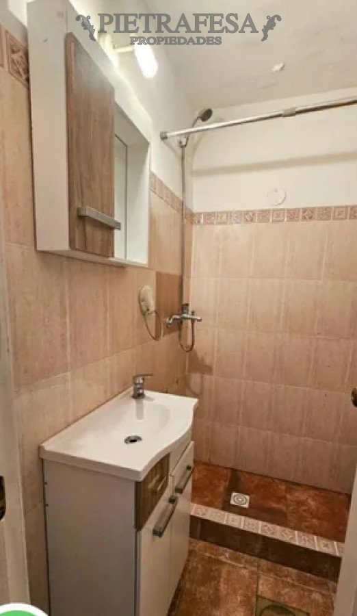Apartamento ID.13917 - Apartamento en alquiler, 2 dormitorios, 1 baño. Cordón.