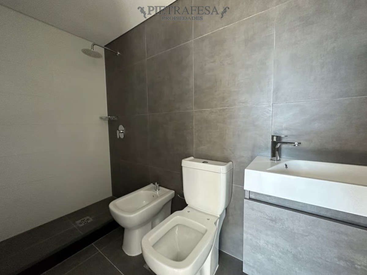 Apartamento ID.14428 - Apartamento de 1 dormitorio con gran Terraza. En Punta Carretas