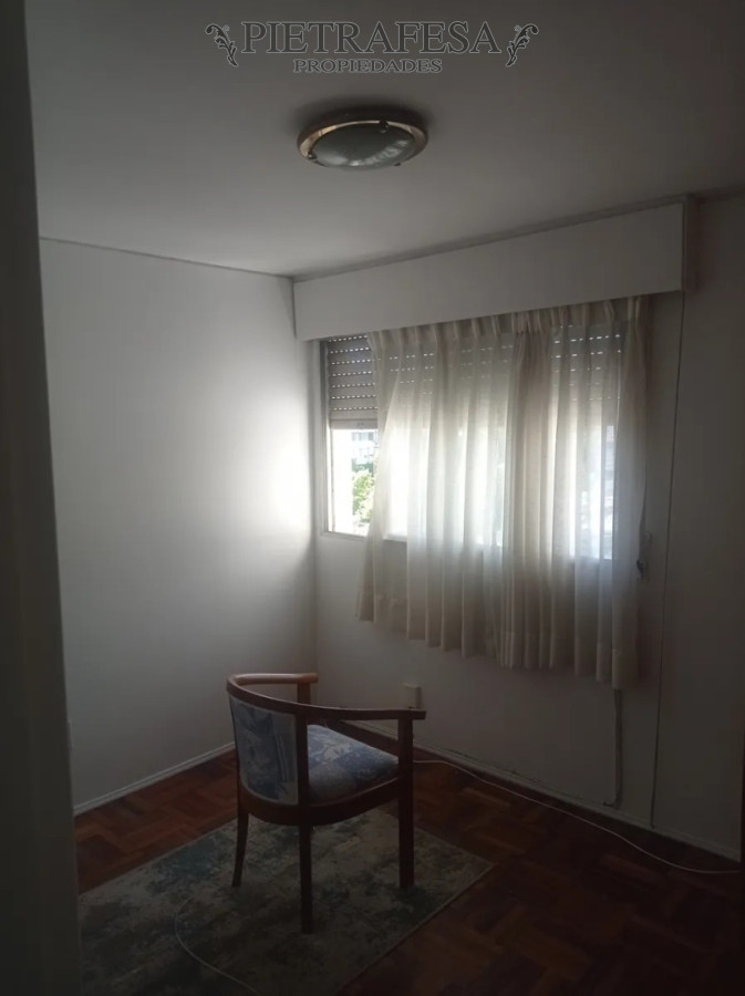 Apartamento ID.15034 - Apartamento en venta, 2 dormitorios, 1 baño, terraza. Centro.