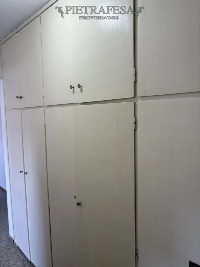 Apartamento ID.15391 - Apartamento en venta, 3 dormitorios, 1 baño, terraza lavadero. Malvin Norte.
