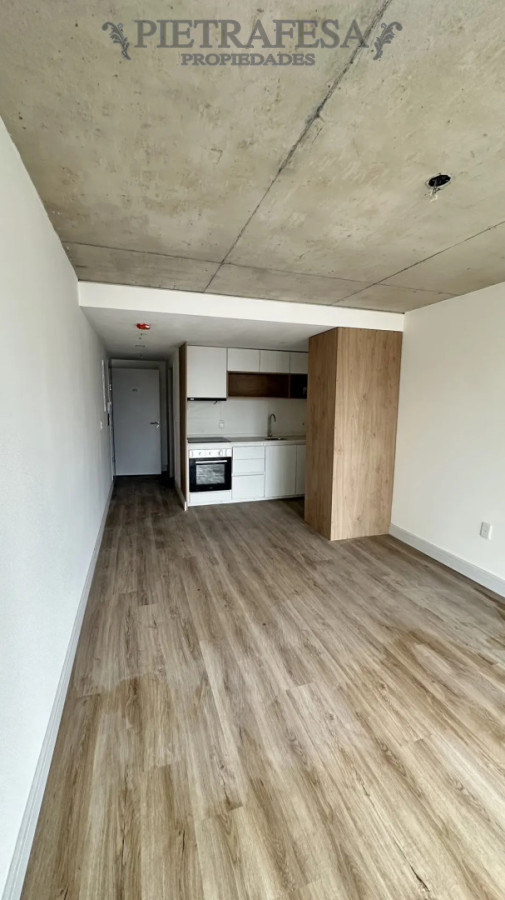 Apartamento ID.15691 - Apartamento en venta, monoambiente, 1 baño, terraza. Gastos bajos. Pocitos.