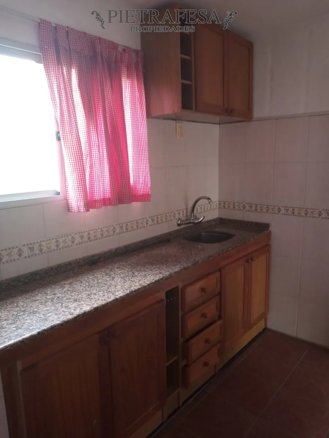 Apartamento ID.13934 - Apto en alquiler 2 dormitorios, 1 baño-Prado 