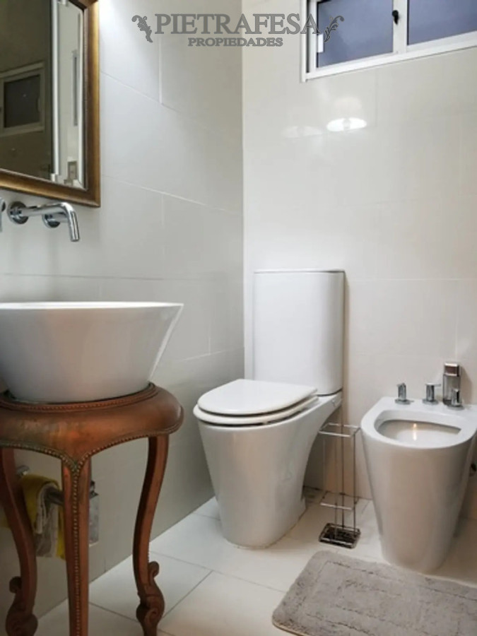 Apartamento ID.3890 - Apartamento en venta - 2 dormitorios 1 baño con terraza - parrillero - Av. Luis Alberto de Herrera - Pocitos