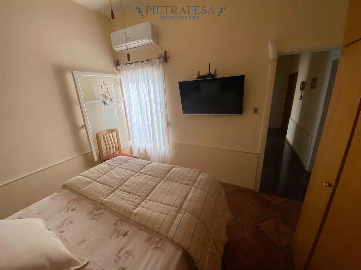 Apartamento ID.7155 - Apartamento en venta, 2 dormitorios, 1 baño y patio- Pte Lorenzo Batlle -Tres Cruces