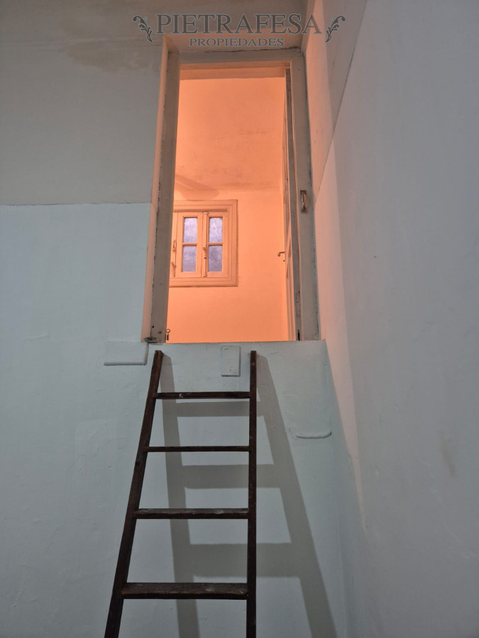 Apartamento ID.3877 - Apartamento en alquiler, 2 dormitorios, 1 baño, patio, Julio Herrera y Obes, Centro.