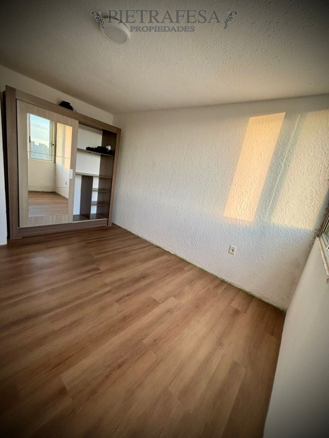 Apartamento ID.4531 - Apartamento en venta 3 dormitorios, 1 baño, terraza - Cno Carrasco-Malvin Norte