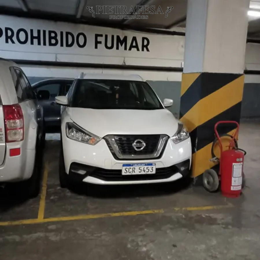 Apartamento ID.14028 - Apartamento en alquiler, 4 dormitorios, 3 baños, terraza lav, garaje. Cordón.