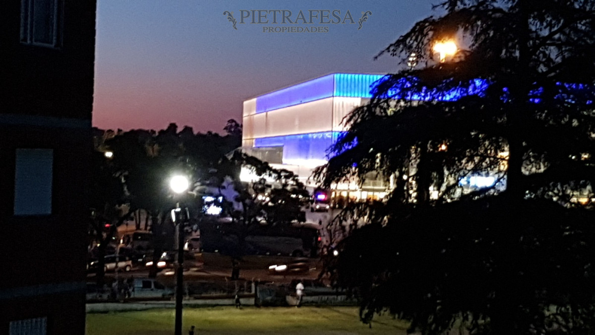 Apartamento ID.521 - Apartamento venta con renta 3 dormitorios 1 baño - Himalaya- Villa Española 