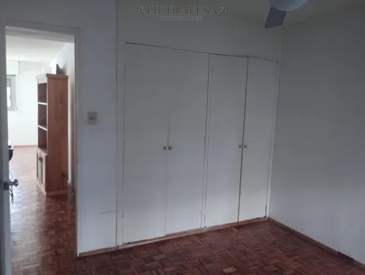 Apartamento ID.13919 - Apartamento en alquiler, 2 dormitorios, 1 baño, terraza lavadero. Parque Posadas.