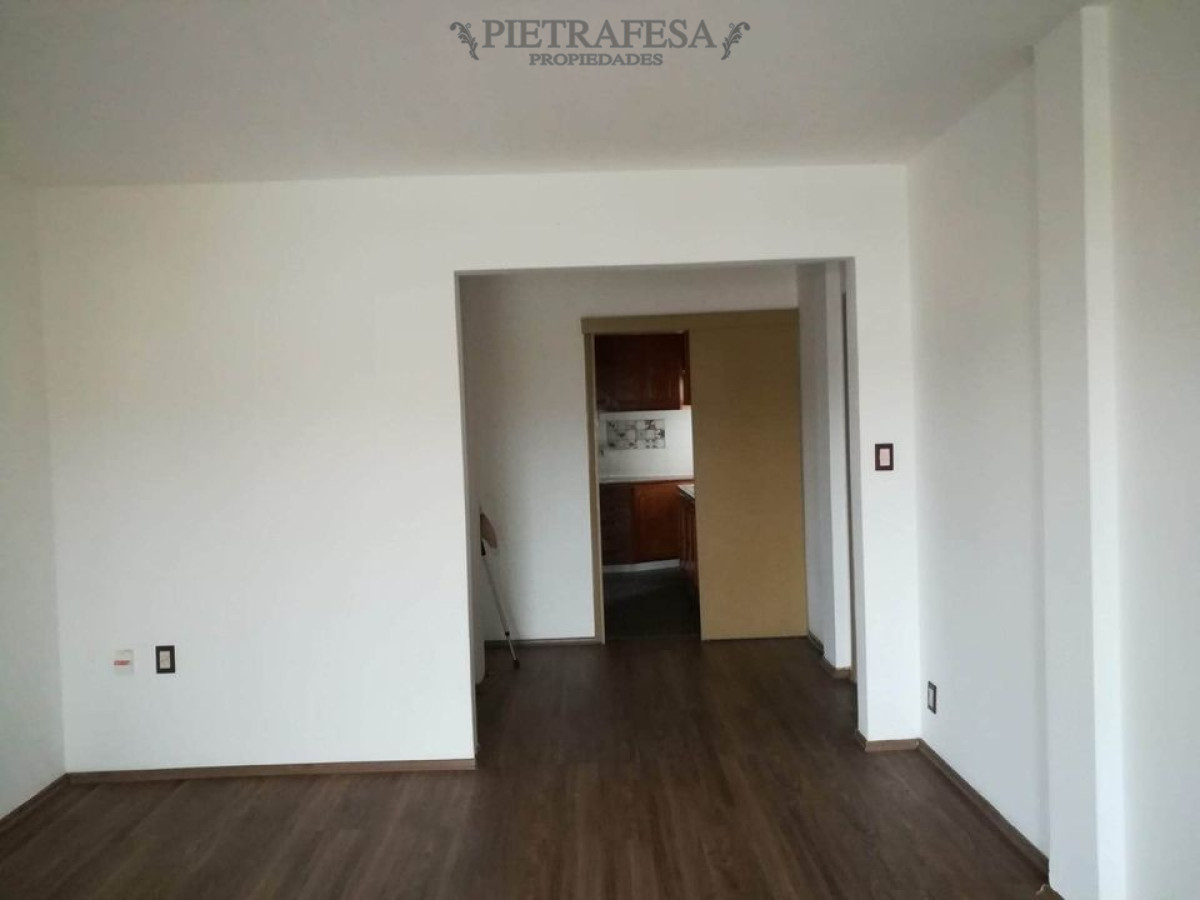 Apartamento ID.6918 - Apartamento en venta 2 dormitorios, 1 baño y balcón-Bv. José Batlle y Ordóñez -La Blanqueada 