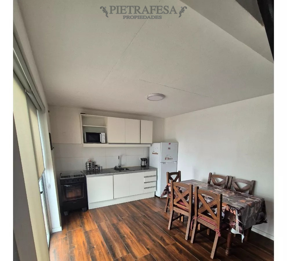 Apartamento ID.12033 - Dúplex en venta 2 dormitorios, 1 baño y patio-Unión