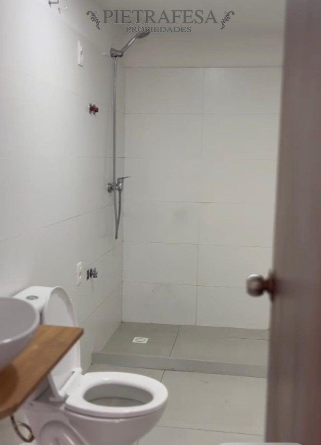 Apartamento ID.6477 - Apartamento en alquiler, 1 dormitorio, 1 baño, Serrato, Unión.