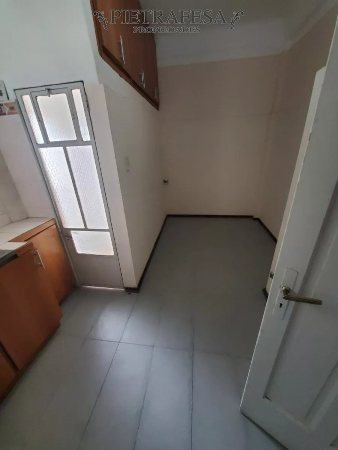 Apartamento ID.7688 - Apartamento en venta 3 dormitorios, 2 baños- 18 de Julio-Centro