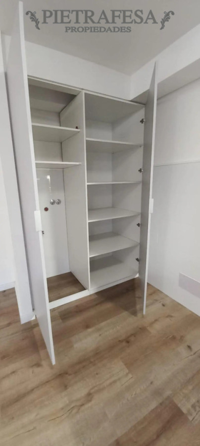 Apartamento ID.15013 - Apartamento en venta, 2 dormitorios, 1 baño, terraza. Centro.