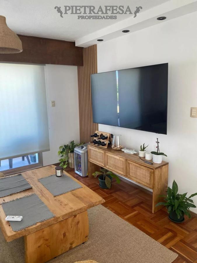 Apartamento ID.10782 - Apto en venta 2 dormitorios, 1 baño y balcón-Malvin 