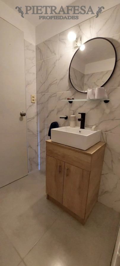 Apartamento ID.15431 - Apartamento en venta, 2 dormitorios, 1 baño, terraza lavadero. Centro.
