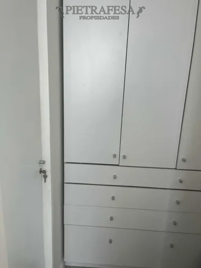Apartamento ID.13491 - Apartamento en alquiler, monoambiente, 1baño, garaje. Punta Carretas.