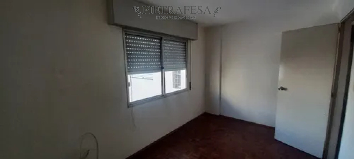 Apartamento ID.13645 - Apartamento en alquiler, 3dormitorios, 2baños, balcón, terraza lav. Cordón. 