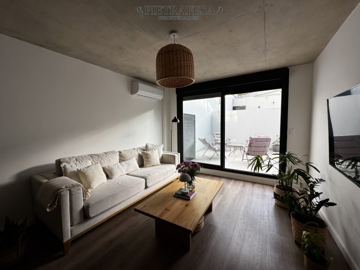 Apartamento ID.14122 - EDIFICIO BULL POCITOS - Avda. Soca y Gestido. 1Dormitorio - CON RENTA