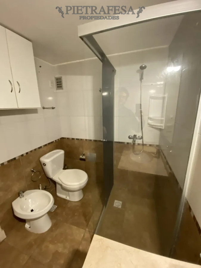 Apartamento ID.15967 - Apartamento en venta, 1 dormitorio, 1 baño, terraza. Pocitos.