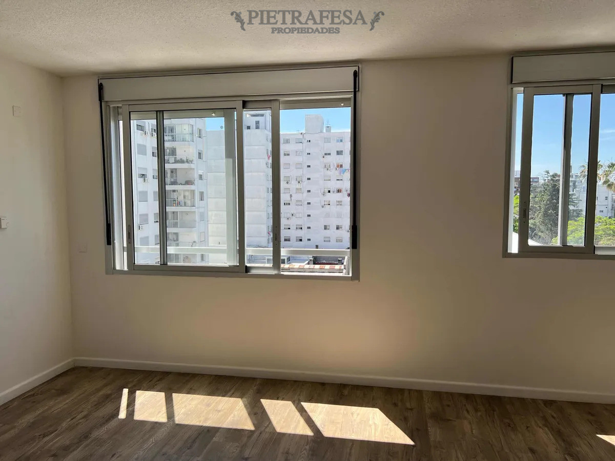 Apartamento ID.14561 - APTO EN VENTA,CRENTA, MONO, 1 BAÑO, POCITOS  