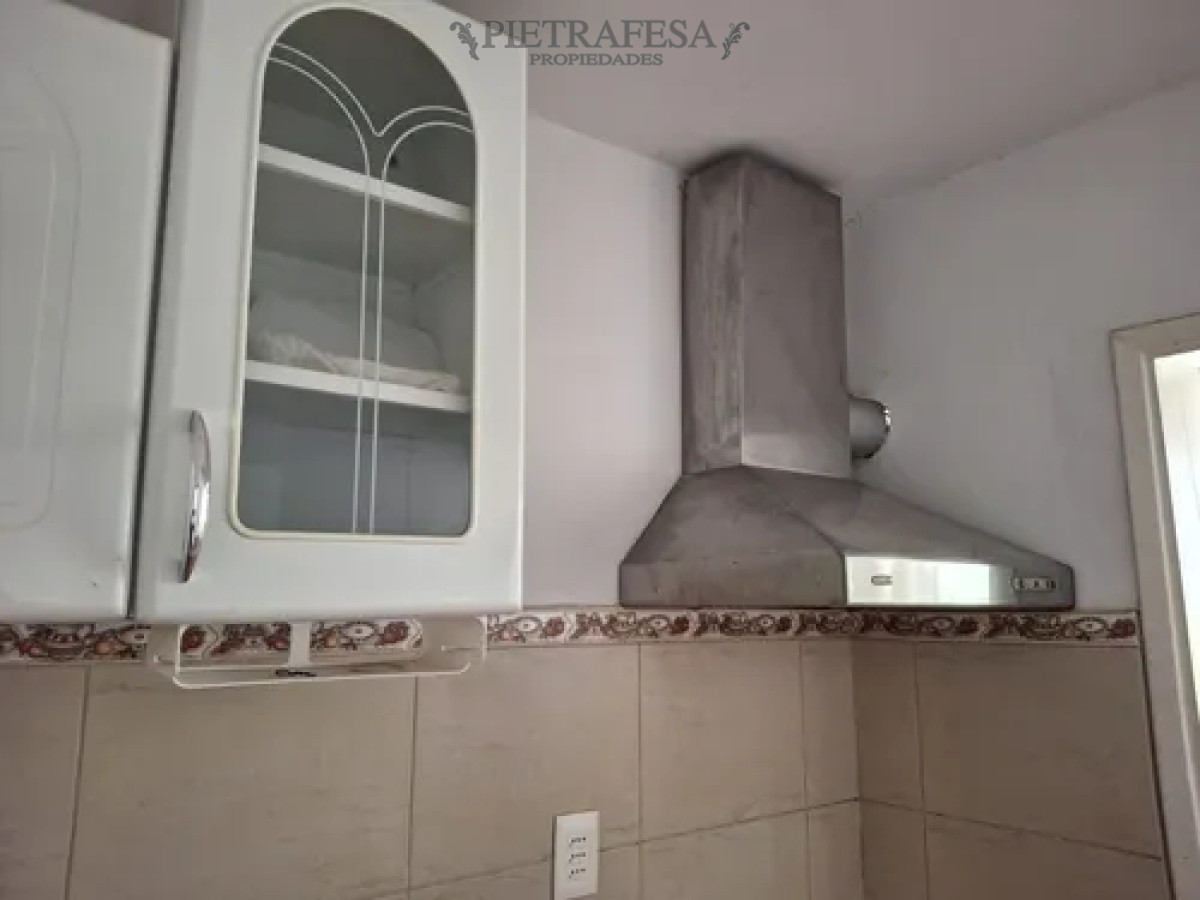 Apartamento ID.13525 - Apartamento en alquiler, 2dormitorios, 1baño, patio. Malvin.