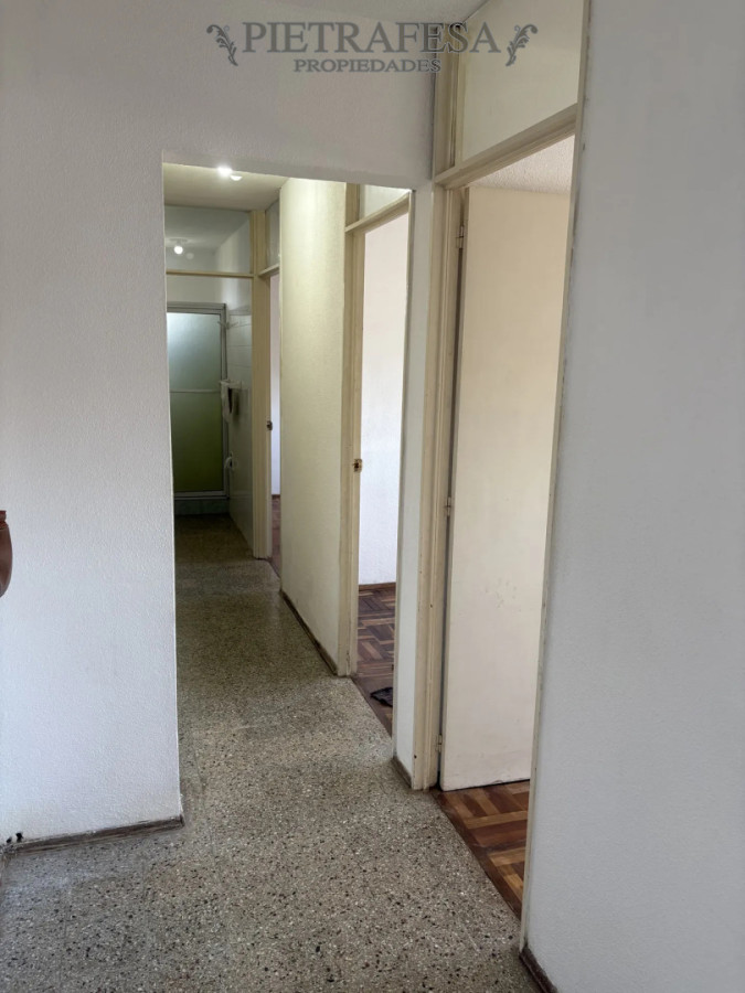 Apartamento ID.15391 - Apartamento en venta, 3 dormitorios, 1 baño, terraza lavadero. Malvin Norte.
