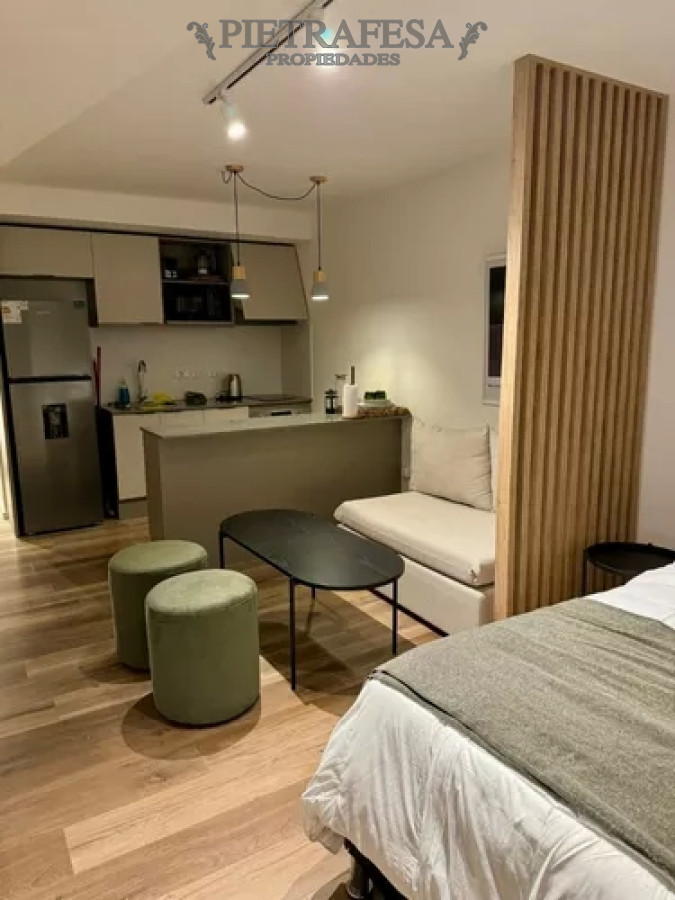 Apartamento ID.10533 - Apto en alquiler, monoambiente, 1 baño. Cordón.