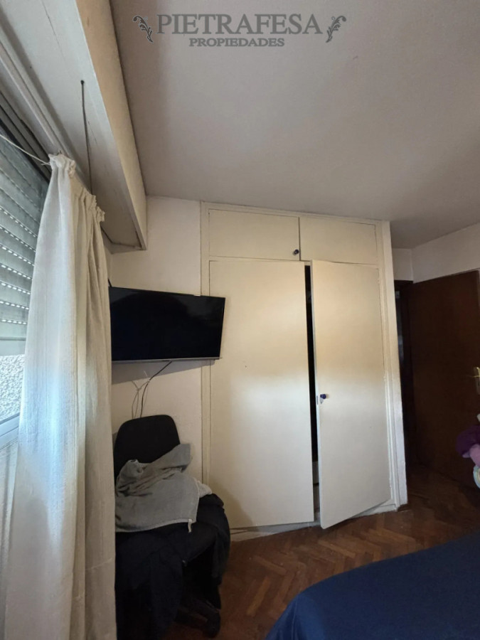 Apartamento ID.15745 - Apartamento en venta, 2 dormitorios, 1 baño, terraza lavadero, cochera. Carrasco.