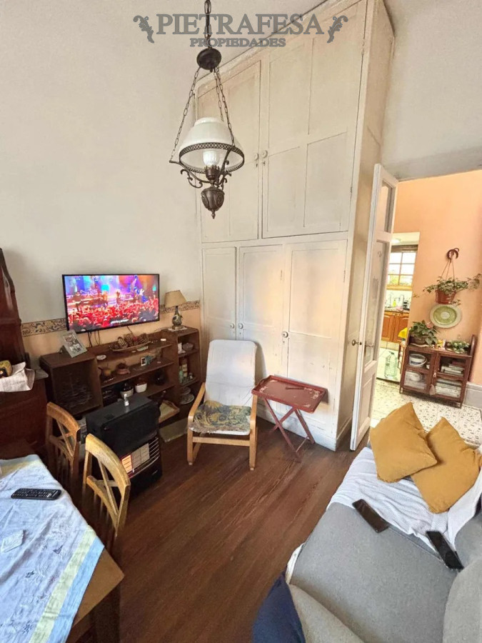 Apartamento ID.13935 - Casa PH en venta en Pocitos, 3 dormitorios, 1 baño, terraza.