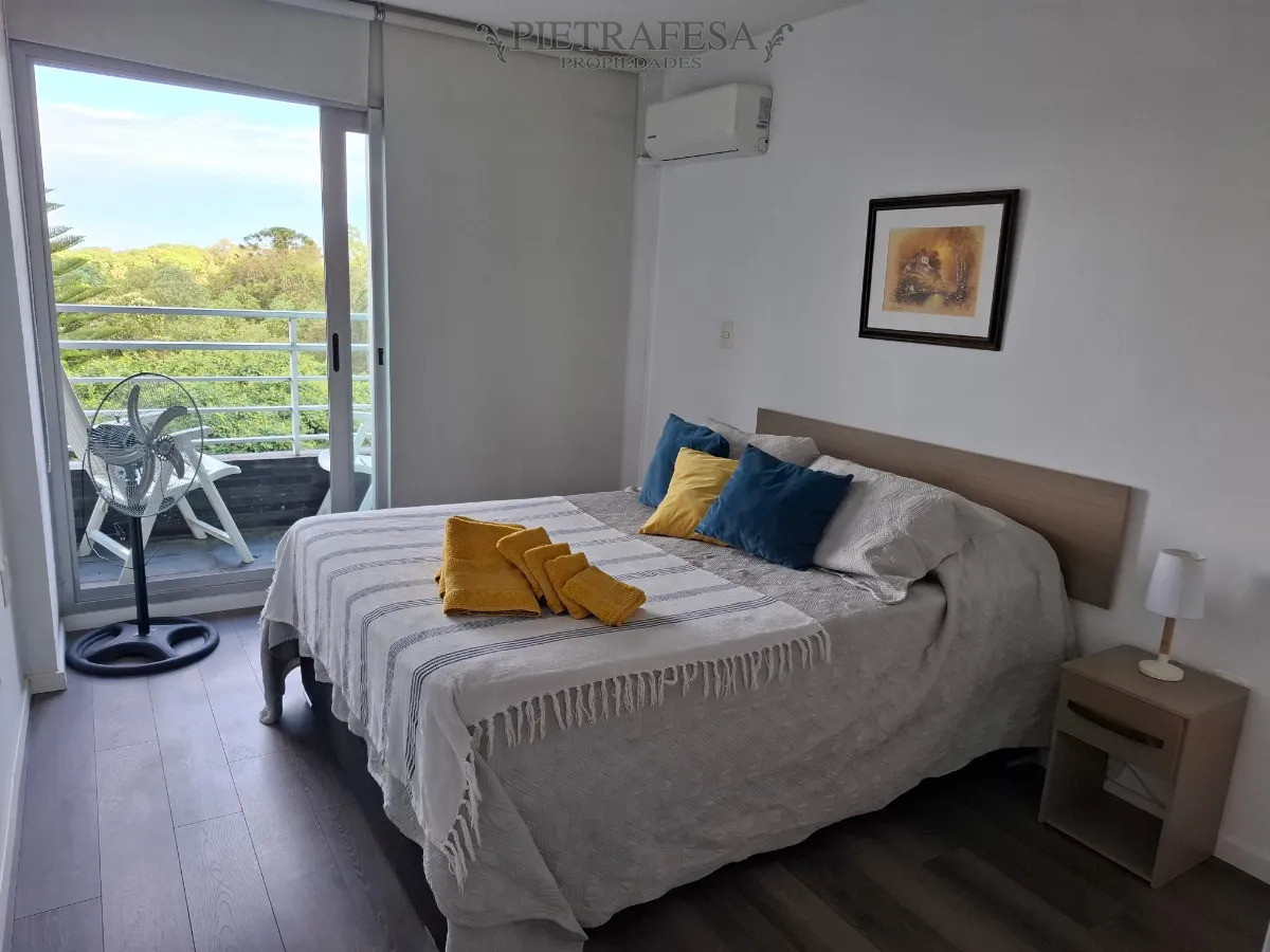 Apartamento ID.14754 - Apto en Alquiler 2 dormitorio, 1 baño, Terraza-Parque Rodo