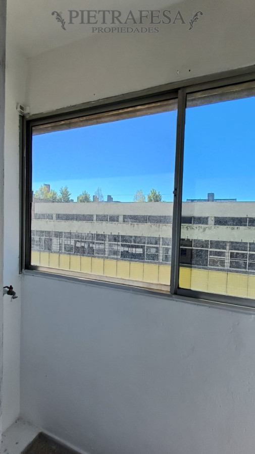 Apartamento ID.15483 - Apartamento en venta, 3 dormitorios, 1 baño, terraza lavadero. Malvin Norte.