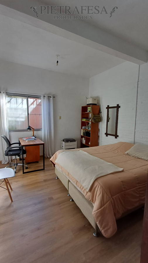 Apartamento ID.12395 - Apto en alquiler  1 dormitorio, 1 baño y patio-Jacinto Vera, 