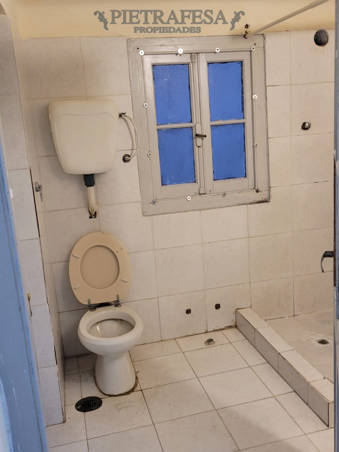 Apartamento ID.5720 - Apartamento en alquiler 3 dormitorios, 1 baño en  Julio Herrera y Obes - Centro 
