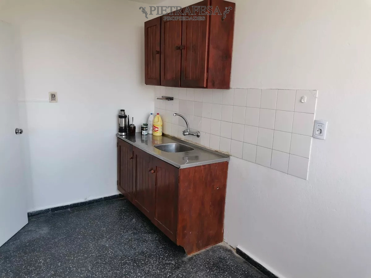Apartamento ID.6777 - Apartamento en venta con renta 2 dormitorios, 1 baño-Cno. Carrasco-Malvin Norte