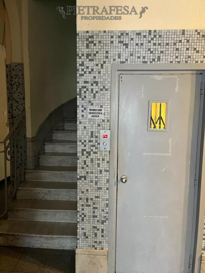 Apartamento ID.12083 - Apto en venta 3 dormitorios, 1 baño-Centro 