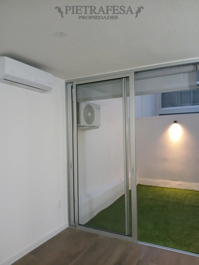Apartamento ID.16204 - Apartamento en venta, monoambiente, 1baño. La Blanqueada. Con renta.