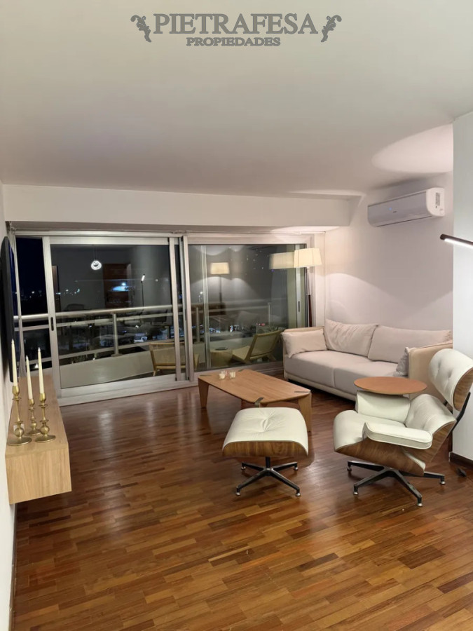 Apartamento ID.14722 - Apartamento en alquiler, 3 dormitorios, 2 baños, terraza, garaje. Amueblado. Puertito Buceo.