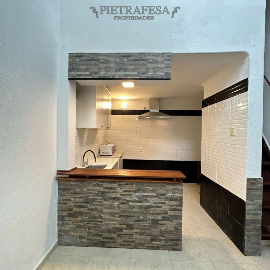 Apartamento ID.7016 - Apartamento en venta con renta, 2 dormitorios, 1 baño y azotea-Estero Bellaco- La Blanqueada