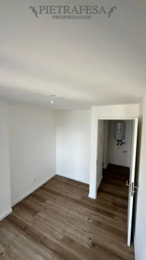 Apartamento ID.13476 - Apartamento en alquiler, 2dormitorios, 1baño, terraza. Centro.