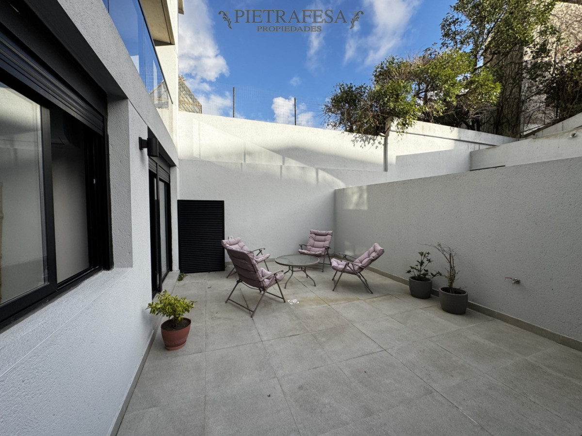 Apartamento ID.14122 - EDIFICIO BULL POCITOS - Avda. Soca y Gestido. 1Dormitorio - CON RENTA