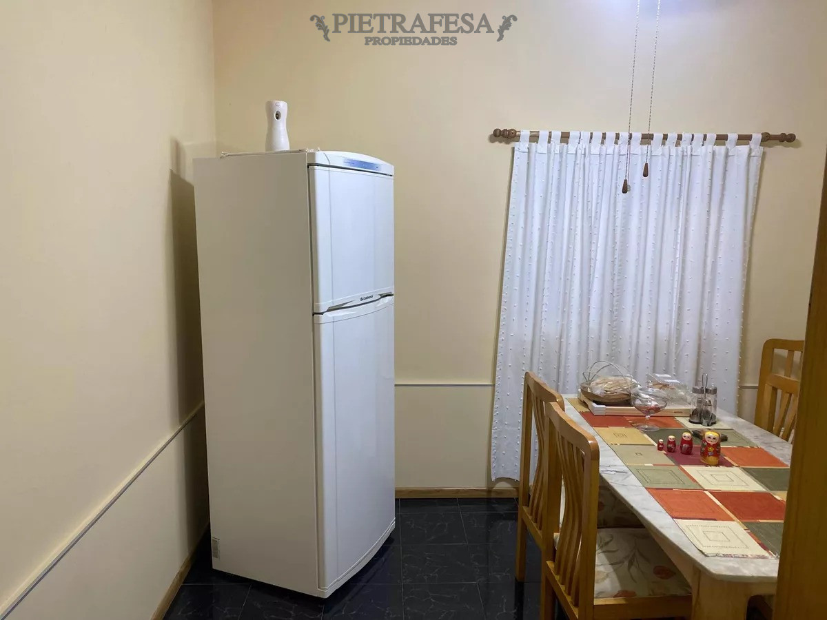 Apartamento ID.7155 - Apartamento en venta, 2 dormitorios, 1 baño y patio- Pte Lorenzo Batlle -Tres Cruces